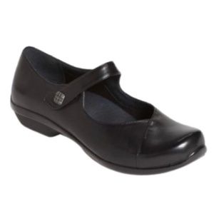 DANSKO BLK NAPPA OPAL MARY JANE FLATS SZ. EURO 41